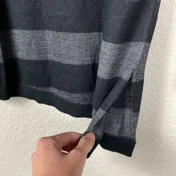 Ann Taylor Factory Asymmetric Hem Striped Lightweight Sweater Black Gray Sz XS - Picture 5 of 8